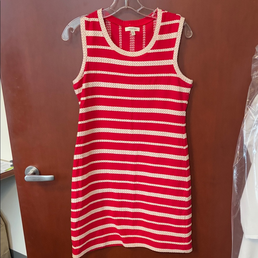 Max Studio Red and White Patterned Dress